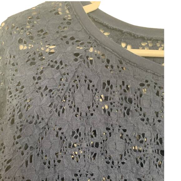 Chico’s Crocheted Top 2 US 12 L Navy Lace Whimsy Goth Long Sleeves Blouson - Picture 4 of 5